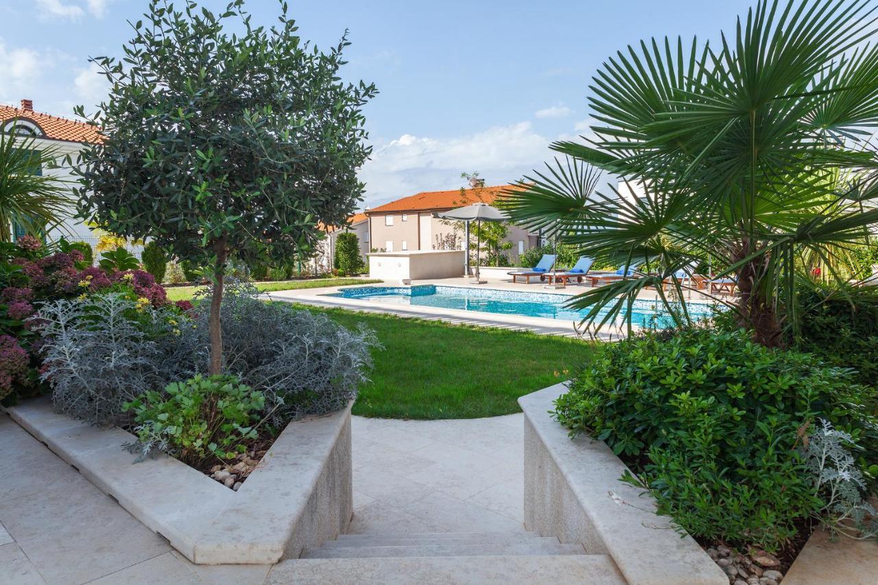 Luxury Apartments Vila Carissa Malinska Bagian luar foto